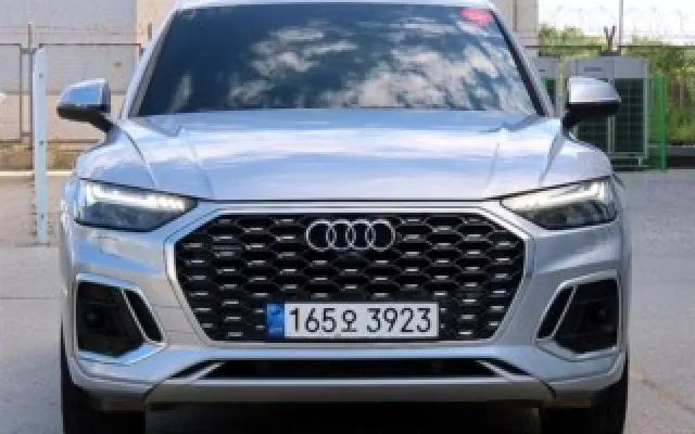 그랜드카니발 중고차 Q5 (FY) 45 TFSI 콰트로 프리미엄 스포트백 매물 사진 12 - 2022/06 76,314km